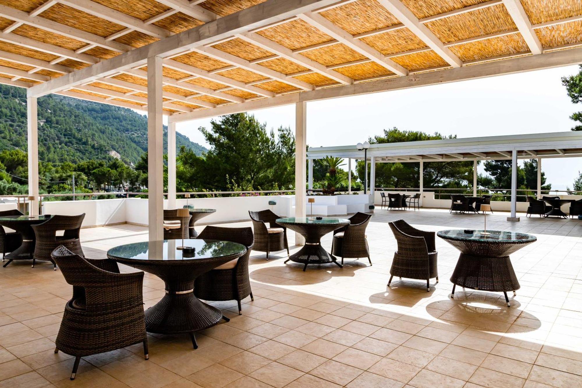 Ah Premium Baia Dei Faraglioni Hotel Матината Екстериор снимка