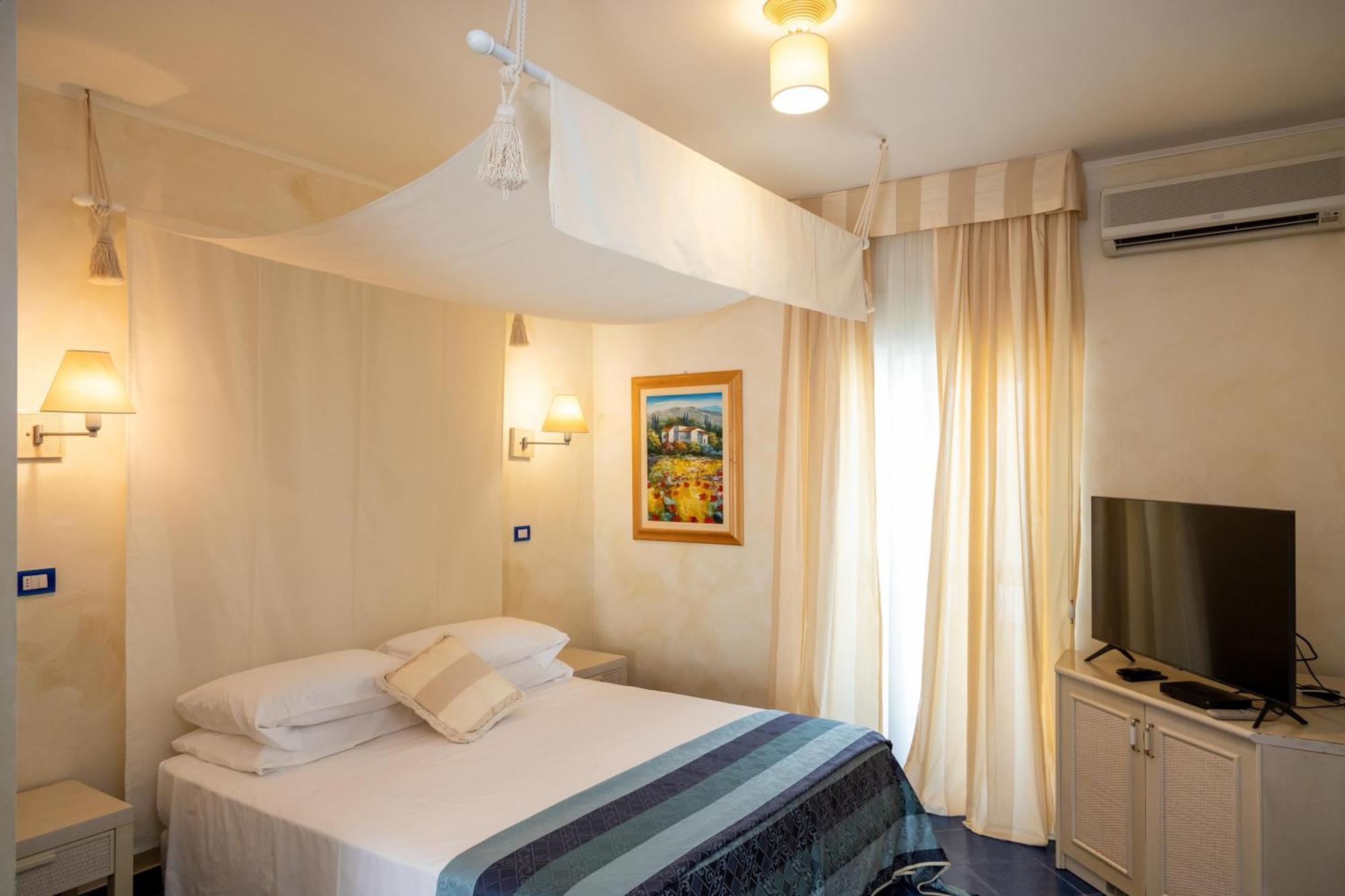 Ah Premium Baia Dei Faraglioni Hotel Матината Екстериор снимка